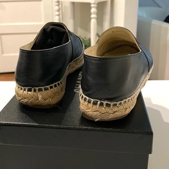 Chanel Black Espadrilles (Authentic) Lambskin - Picture 6 of 8